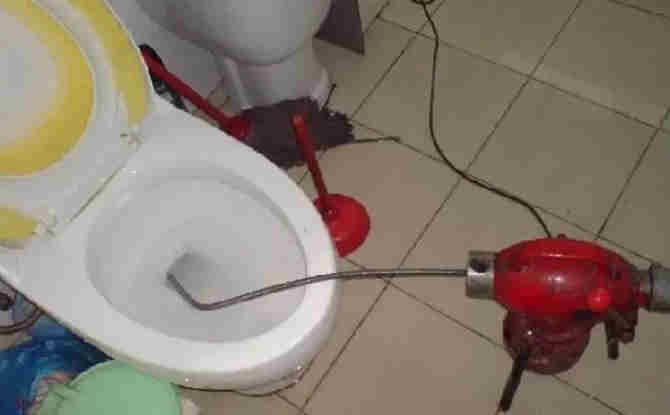梁园马桶通下水